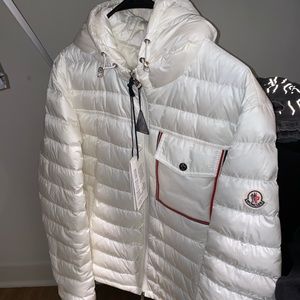 Moncler Lihou White Coat Sz. 3